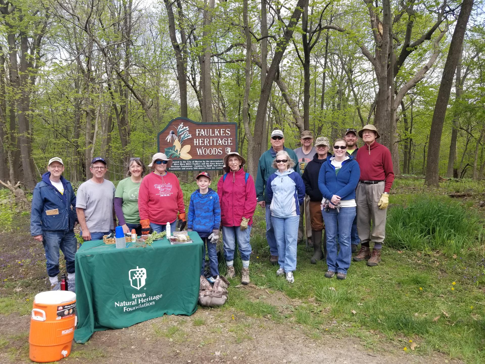 Faulkes Woods Clean Up Volunteers