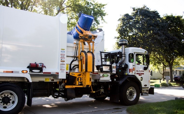 automated garbage collection truck